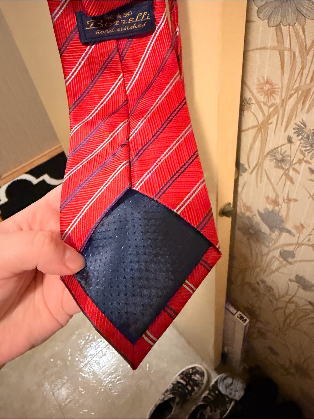Classic Red Diagonal Stripe Tie — Sleek Professional Look - Picture 5 of 7